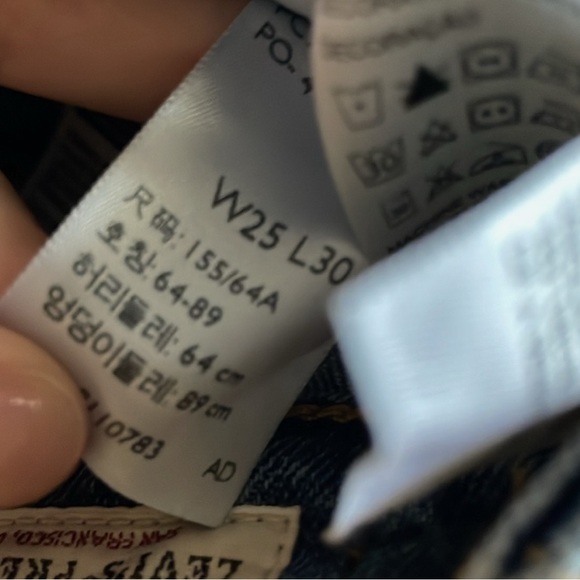 Levi’s Flare Jeans - Picture 4 of 4